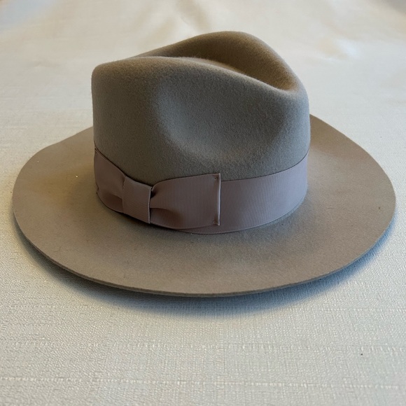 NWT Morgan & Taylor 100% Australian Wool Beige Hat with Wide Trim Headband - Picture 13 of 15